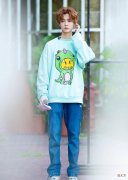 【时尚一点】喜欢的薄荷元素从男孩子look开始学