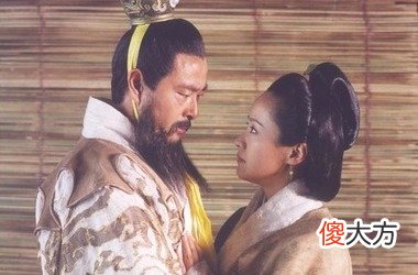 【历史故事】一代枭雄曹操也识人间烟火，对蔡文姬充满柔情，但偏偏不娶究竟为何