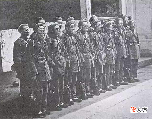 【爱历史】曾国贼、曾剃头、曾半圣，成功学教父曾国藩是如何炼成的？