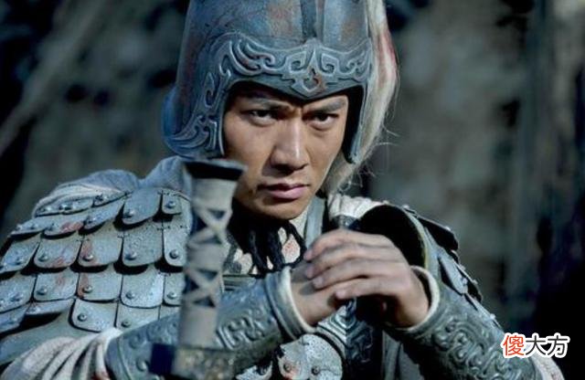 【历史故事】赵云武功高强，却为何三枪刺不死周仓？周仓有多厉害？