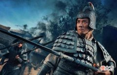 【历史故事】赵云武功高强，却为何三枪刺不死周仓？周仓有多厉害？