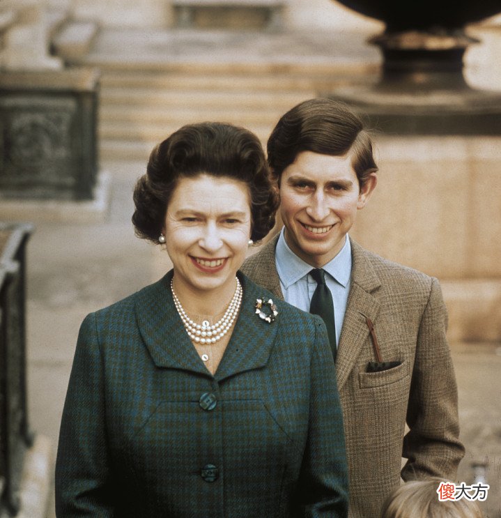 【历史故事】英国女王离世,她在位期间对待我国态度如何?