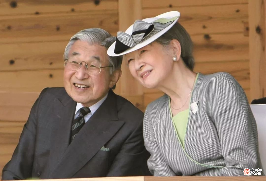 【历史故事】日本最美平民皇后:被婆婆折磨41年,暴瘦20斤,不想和丈夫合葬