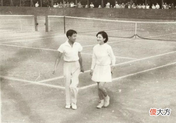 【历史故事】日本最美平民皇后:被婆婆折磨41年,暴瘦20斤,不想和丈夫合葬