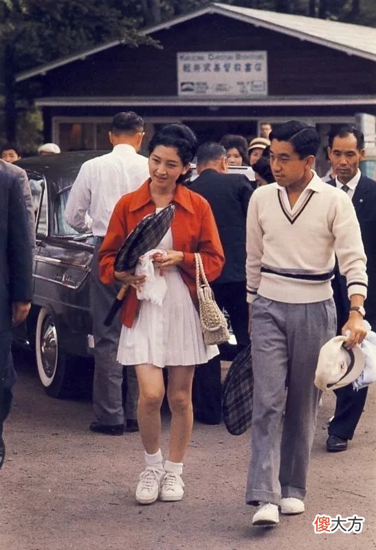 【历史故事】日本最美平民皇后:被婆婆折磨41年,暴瘦20斤,不想和丈夫合葬