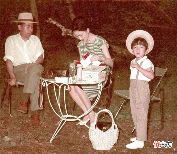 【历史故事】日本最美平民皇后：被婆婆折磨41年，暴瘦20斤，不想和丈夫合葬