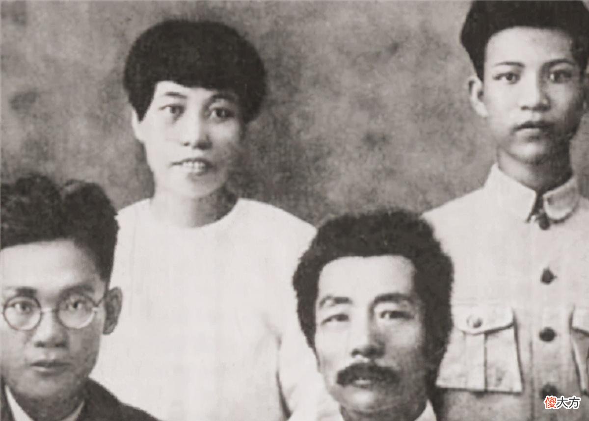 【爱历史】鲁迅生病时，小脚妻子连夜赶40公里路为他买糕点，却只换来一个字
