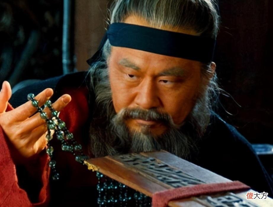 【爱历史】赤壁之战曹魏只有贾诩识破连环计？如果曹操听从贾诩意见会怎样？