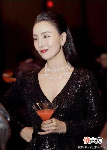 【时尚一点】中年女人如何让自己变“高级”？这5个细节是重点，和钱多少无关