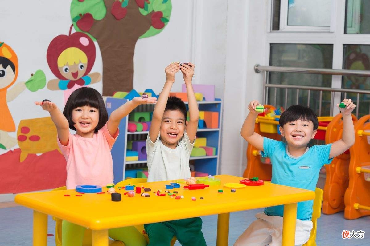 谁说宝宝在幼儿园光瞎玩？孩子入园所学7个本领，在家里可学不会