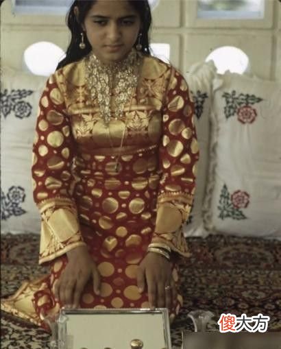 【爱历史】迪拜神秘大王妃：17岁嫁给表哥，22年生了12个孩子，坐稳中宫之位