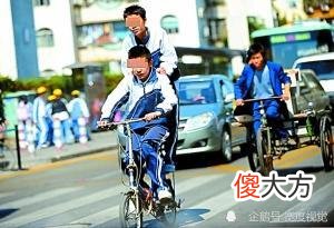 寒假开启神兽归家，在这特殊的时期里，父母要注意什么