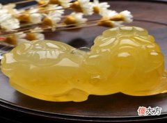 女人佩戴什么可以招财辟邪 戴上它后半生稳了