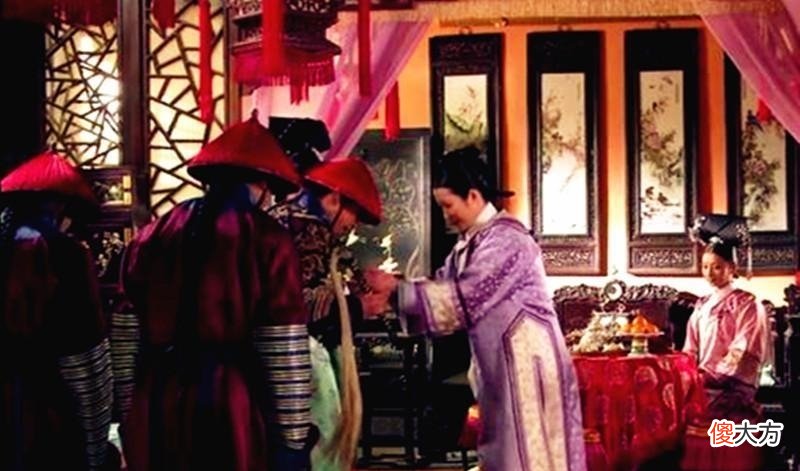 【爱历史】影视剧中清帝打赏大臣和宠妃金瓜子是真的？不多见，有其特殊用处