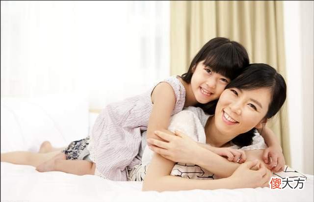 《你好，李焕英》：女儿想换爸爸的背后是极度不自信，李焕英恐怕也没那么好