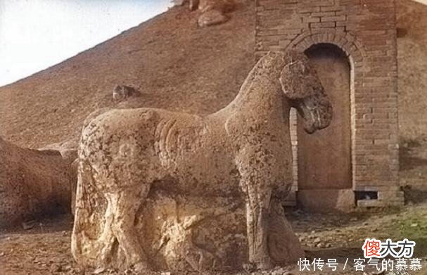 【历史故事】百年前的霍去病墓老照片：外形似祁连山，图5“马踏匈奴”很霸气