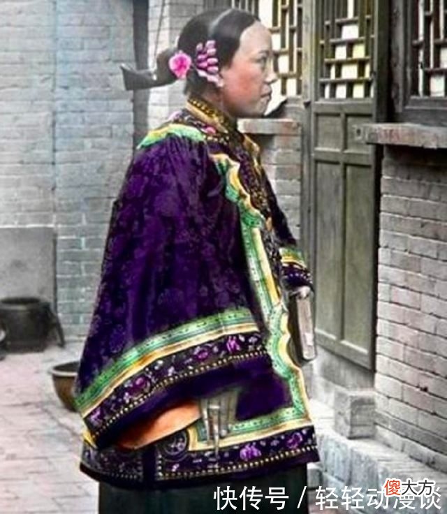 【爱历史】10张晚清上色老照片：第五张真实的宫女，第八张大户小姐气质非凡