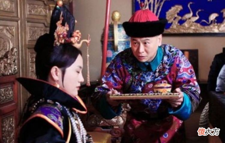 【爱历史】李莲英的姐姐隐瞒真相，清朝灭亡后才说出：慈禧其实不是病死的