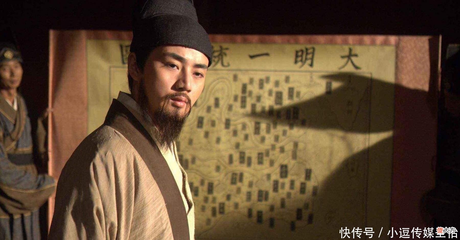 【爱历史】明朝一海盗，在普陀山吃斋念佛一个月，临走时留下一副经典对联