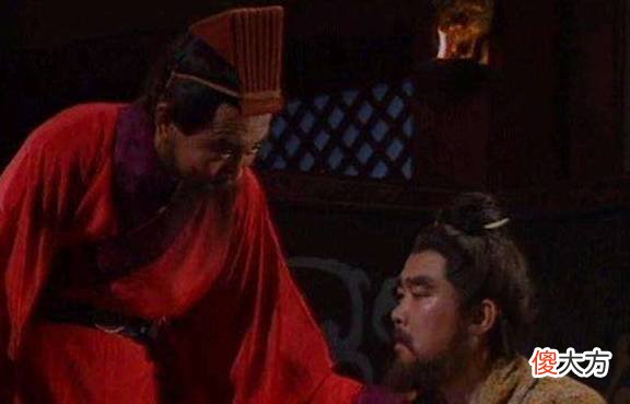 【爱历史】曹操忠君思想的转折，根本算不上背叛，而是再造国家、救民于水火