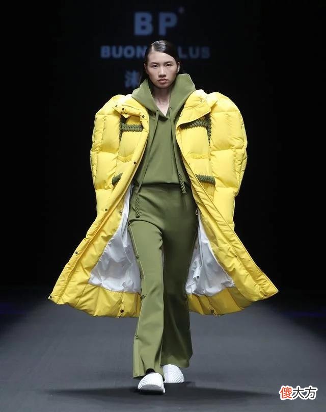 【就爱时尚】(文化)“BUONO PLUS·姜佳”时装发布会在京举行