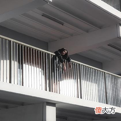 狮子座和哪个星座初吻