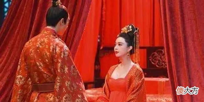【爱历史】皇帝打瞌睡,13岁宫女不懂事,“咯咯”笑出声来,但却改变命运!