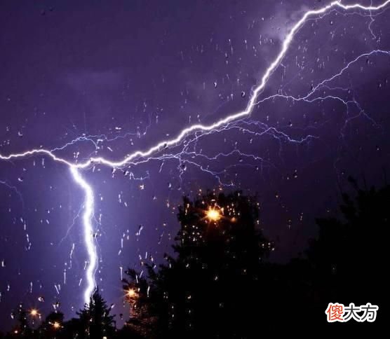 【历史故事】历史上让人毛骨悚然的巧合,要相信冥冥之中自有定数!