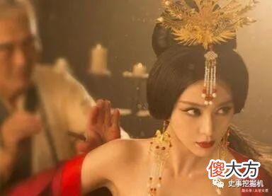 【爱历史】杨玉环复原图终于完成，美貌惊人，竟和现代一位女星撞脸了