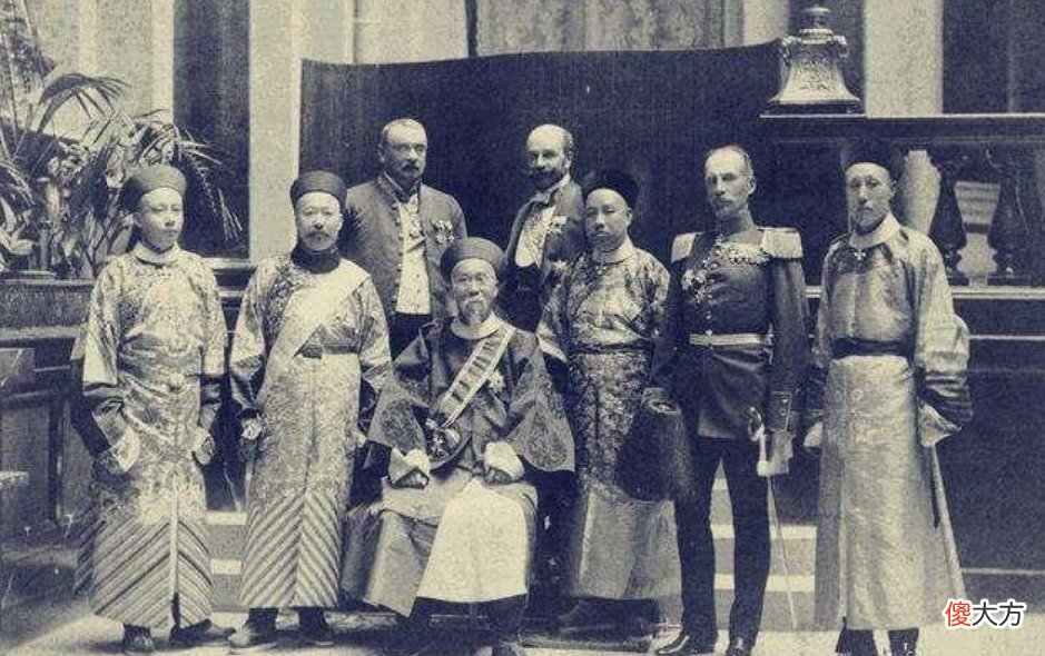 【爱历史】李鸿章去世前曾告诫后人，要强大必先灭此国，此国是哪一国？