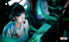 【游戏世界】XDD嘴臭真不是好习惯,小鹿就是前车之鉴,世界赛上也能这么玩?