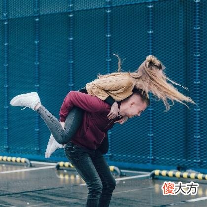 梦见在切生日蛋糕是什么意思