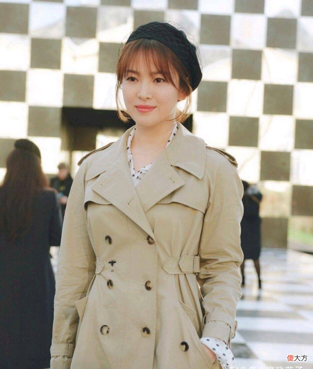 【就爱时尚】宋慧乔剪了空气刘海柔美减龄