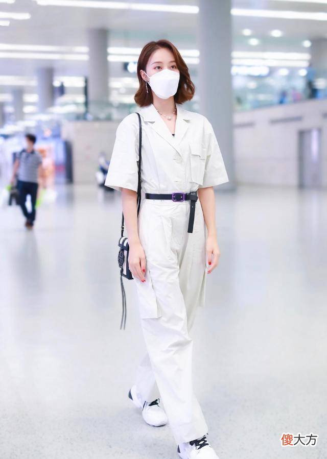 【时尚一点】“管道工”蓝盈莹的日常穿搭指南